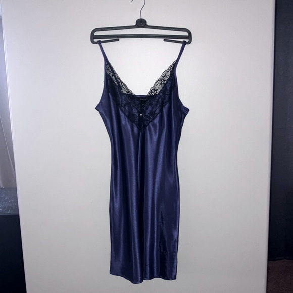 Jessica Purple Nightie - Picture 1 of 5